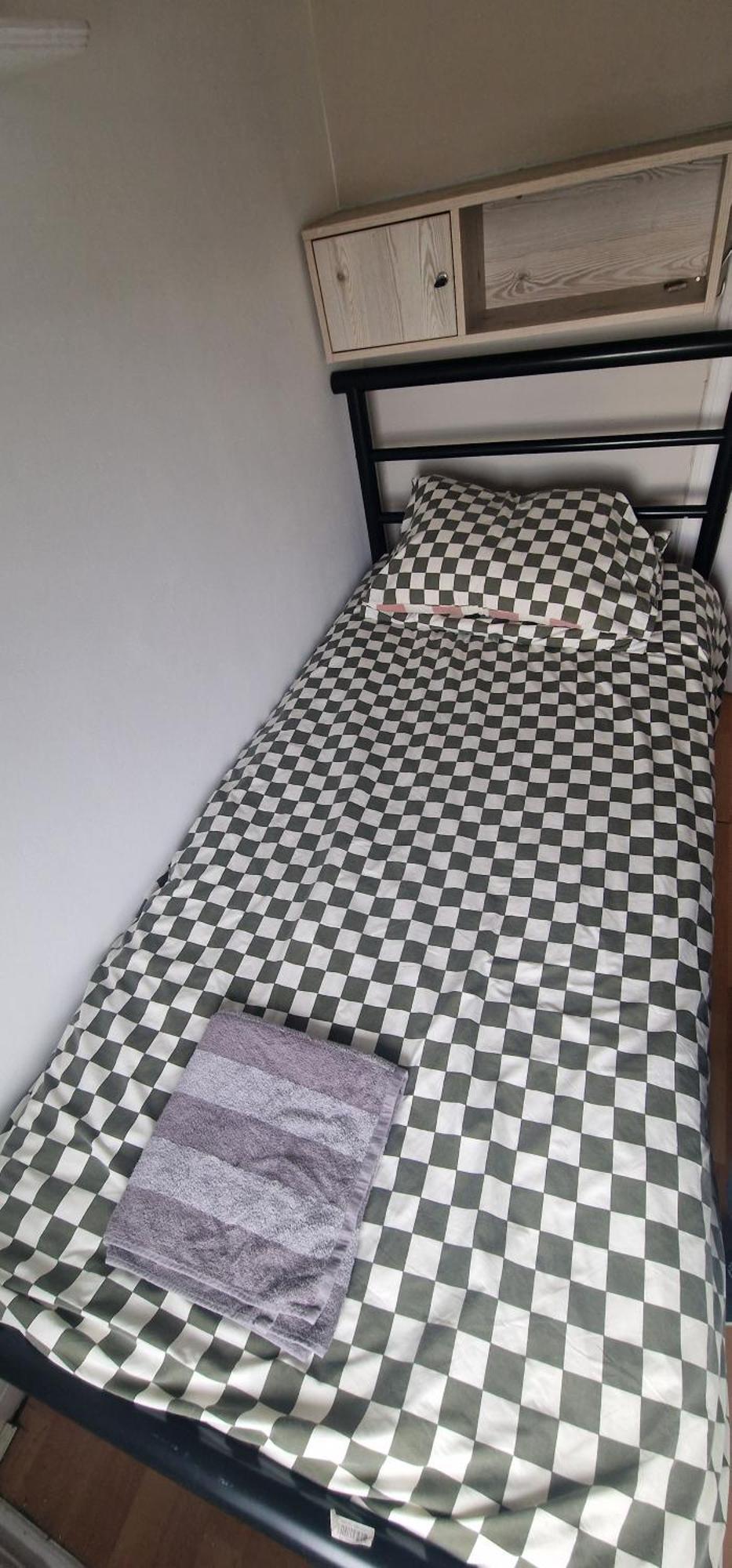 Ritz Place 3 Northolt エクステリア 写真